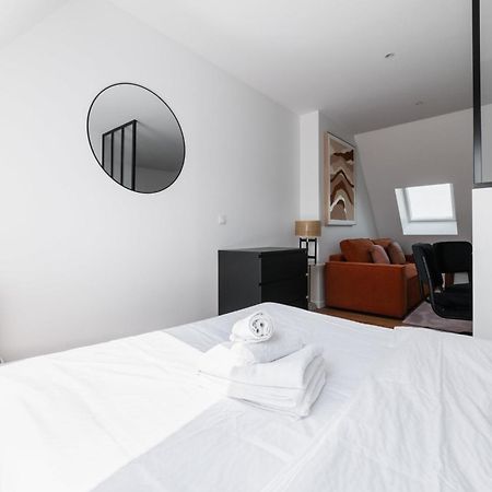 Apartamento 2 Pieces Refait A Neuf Dernier Etage - Paris 19 - 4P - Flat-Guest Exterior foto