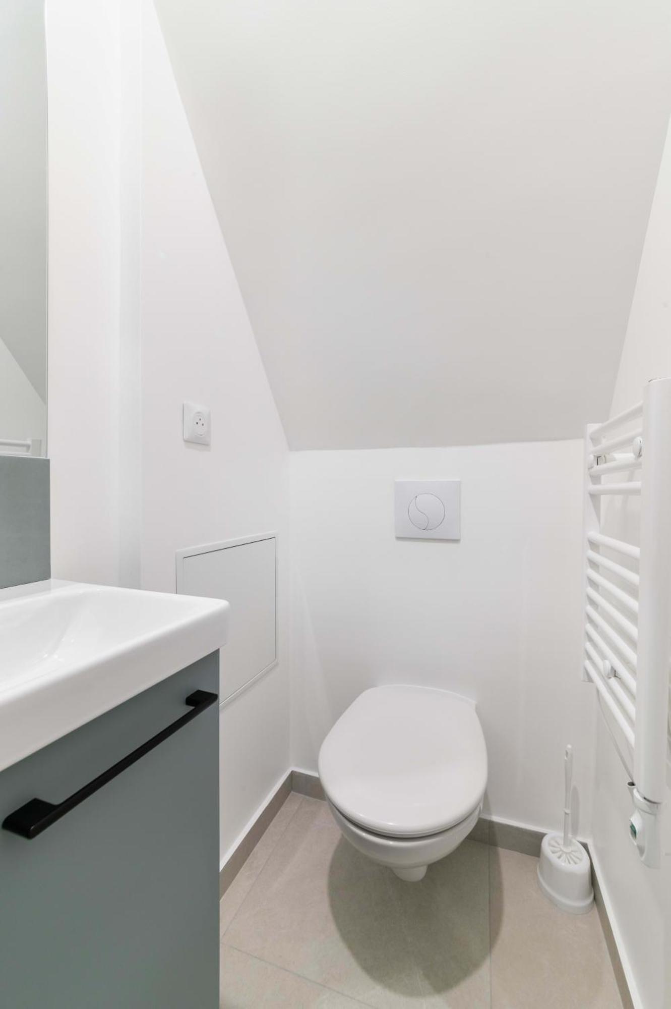 Apartamento 2 Pieces Refait A Neuf Dernier Etage - Paris 19 - 4P - Flat-Guest Exterior foto